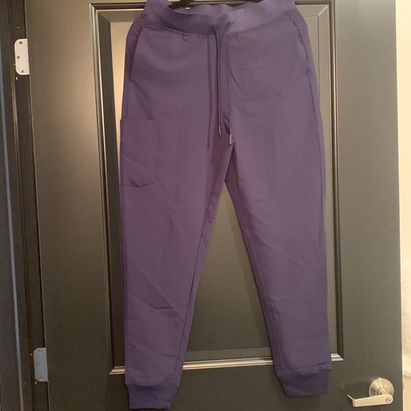 Mandala Cargo Scrub joggers - Picture 6 of 7